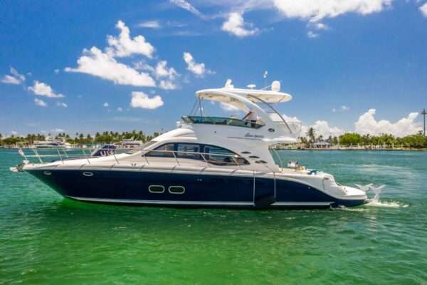 52' SeaRay Flybridge