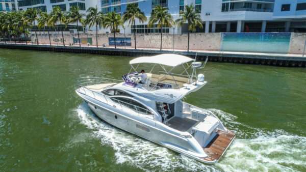 42' Azimut Flybridge