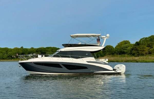 45' Regal Flybridge 2020