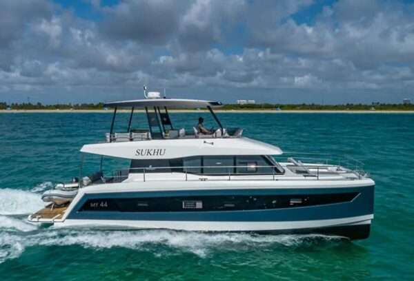 50' Fountaine Pajot Flybridge 2021 Sukhu